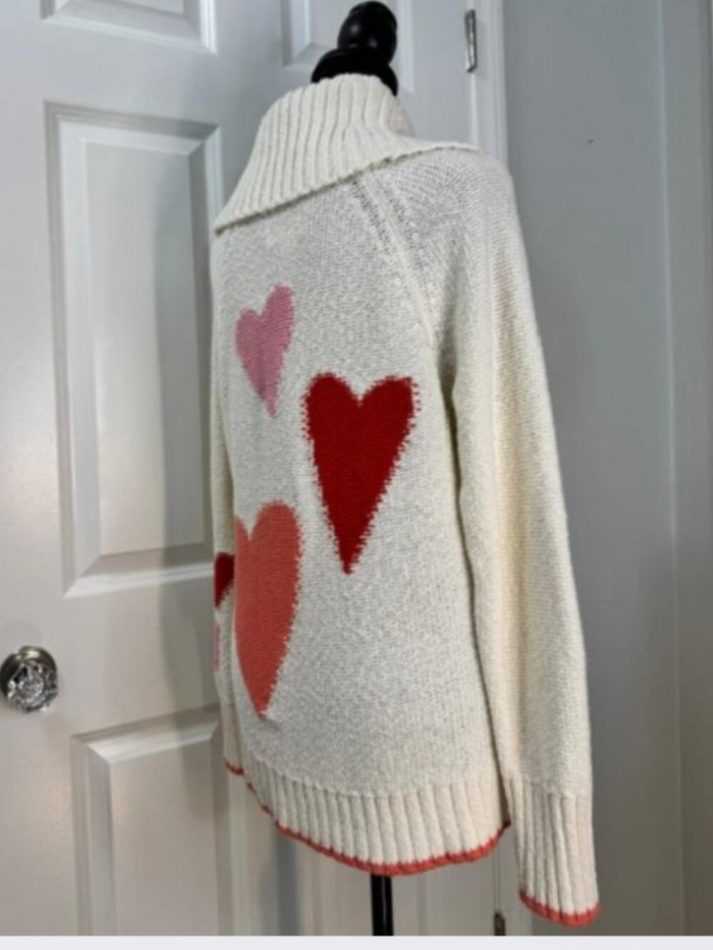 Anthropologie Maeve Heart Cardigan in Ivory with Hearts Detail – Size Small - Picture 6 of 11